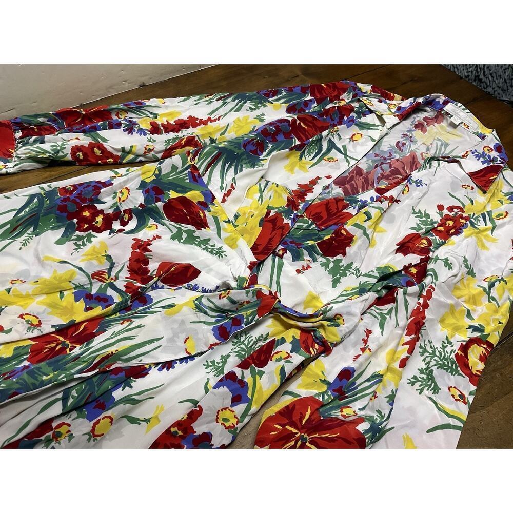 Brooks Brothers Floral Wrap Dress in Crepe Size 4 - Picture 4 of 15